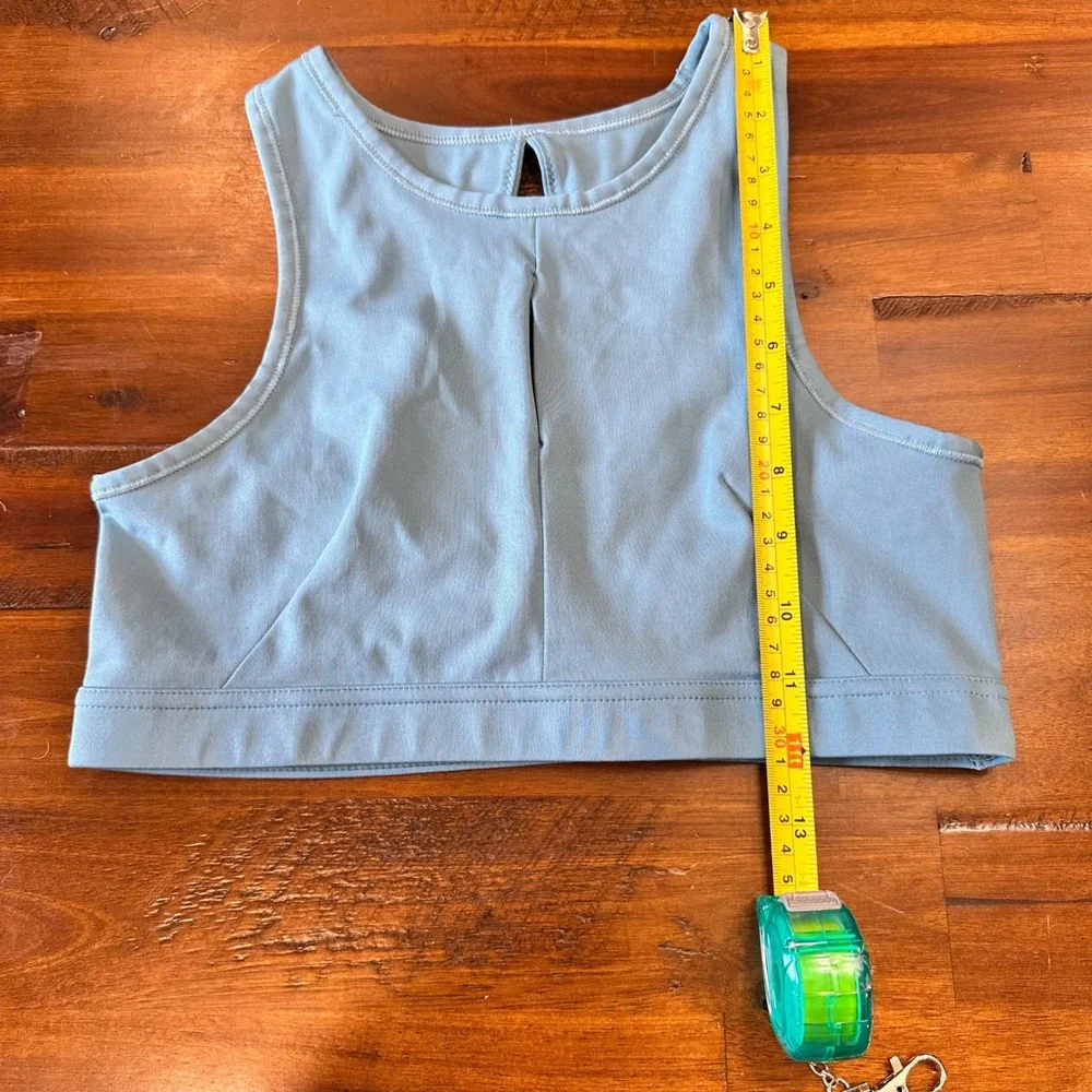 Nike Sports Bra Women Medium Blue High Neck Keyhole‎ Open Back Athletic Workout